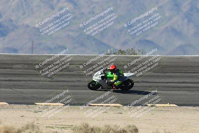 media/Jan-15-2026-Racers Edge (Thu) [[dfebeb70ab]]/3-B Group/Session 2 (Bowl Exit)/